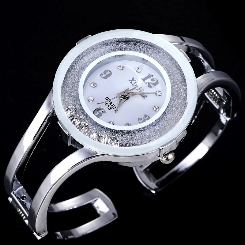 XINHUA Relojes de moda Pulsera de acero inoxidable para mujer Brazalete de diamantes de imitación Vestido de fiesta de lujo Reloj femenino Relogios Feminino